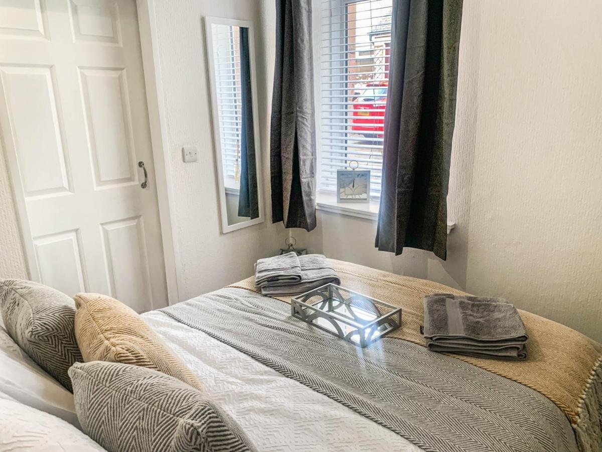 The Rosebery Retreat By The Castle 1-Bed Apartment Инвернесс Экстерьер фото